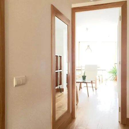 Deltaic Apartment *